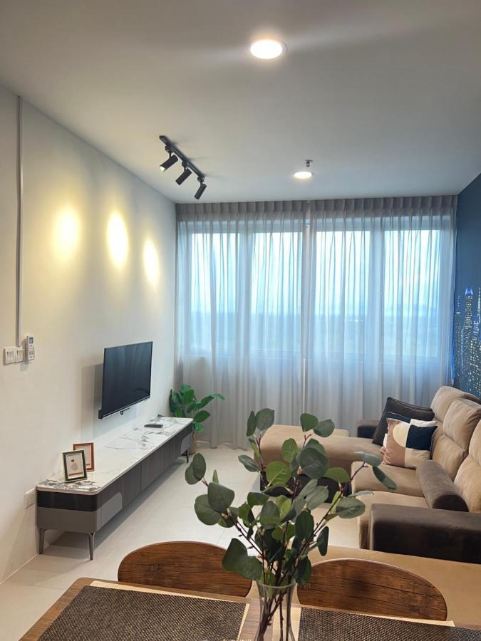 Rayyan Condominium @ Metrocity Square Kuching Extérieur photo